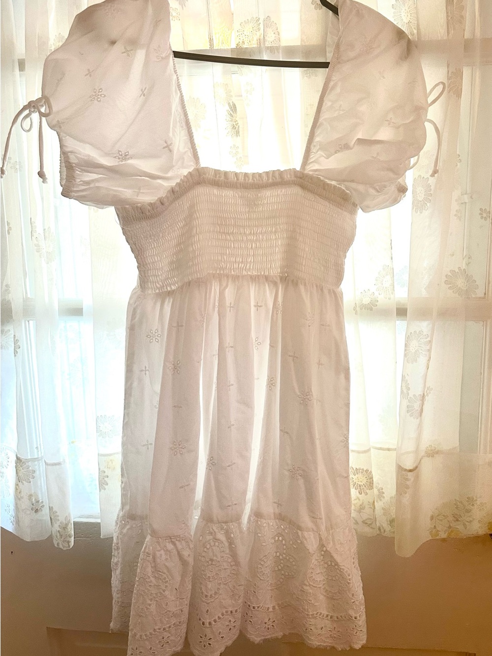 White baby doll Cottagecore Puff Sleeve Dress Med